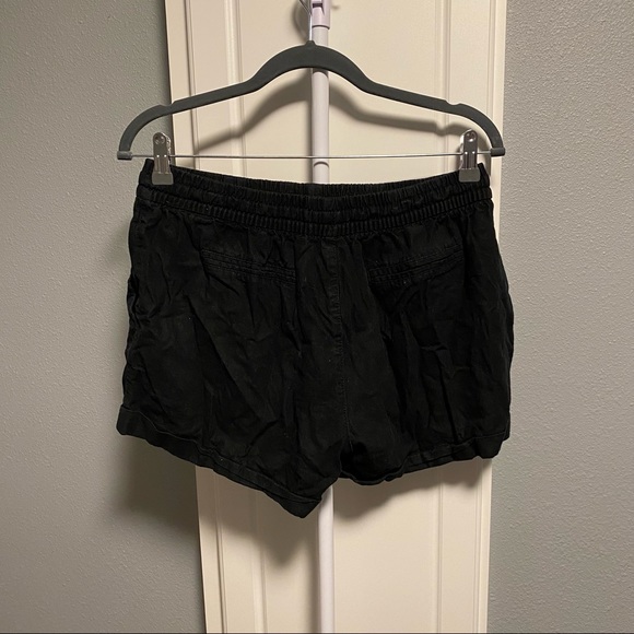 Old Navy Soft Shorts M - Picture 2 of 4